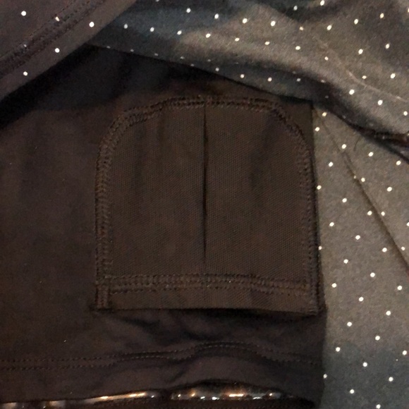 LuLu Lemon Skirt - Picture 5 of 5